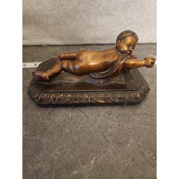 Bronze‎ Crawling Baby Signed Della Robbia Italian Bronze Laying Cherub on Pillow - Picture 1 of 9